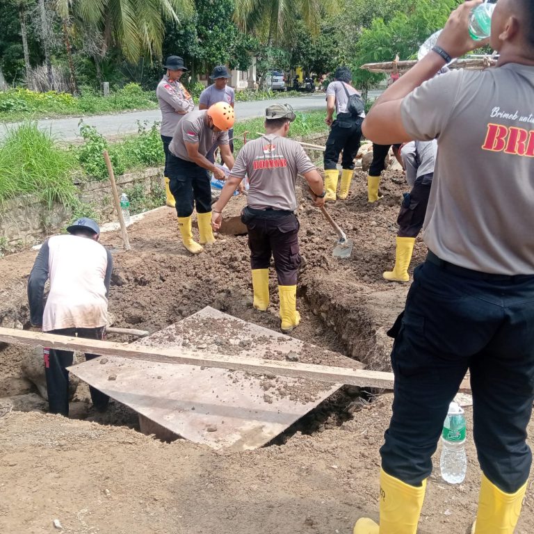 Polres Padang Pariaman Gencarkan Pembangunan Sumur Cincin di Hunian Sementara Warga Anduriang