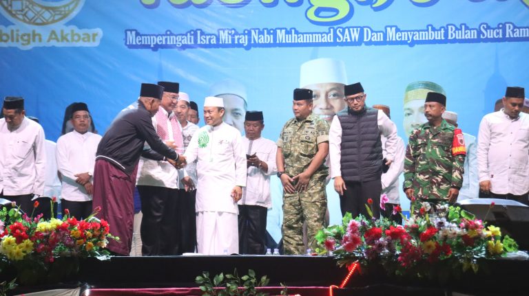 Tabligh Akbar Isra Mi’raj di Santan Ulu : Polres Bontang Siagakan 40 Personel Lakukan Pengamanan Humanis